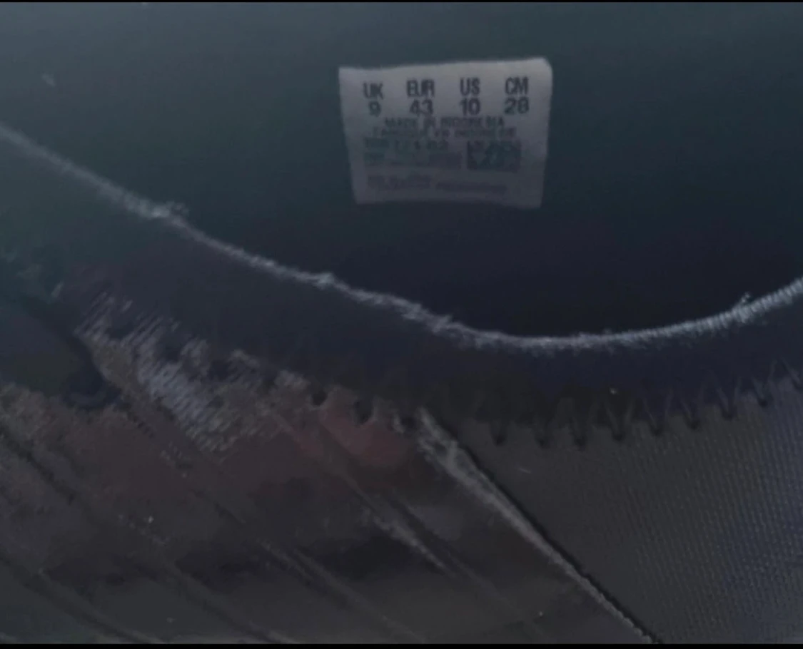 Svarta Puma Future fotbollsskor