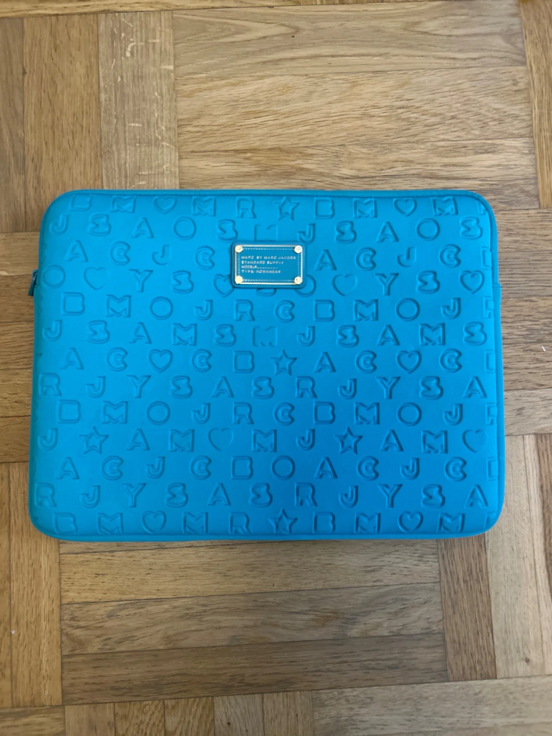 Turkost datorfodral Marc Jacobs