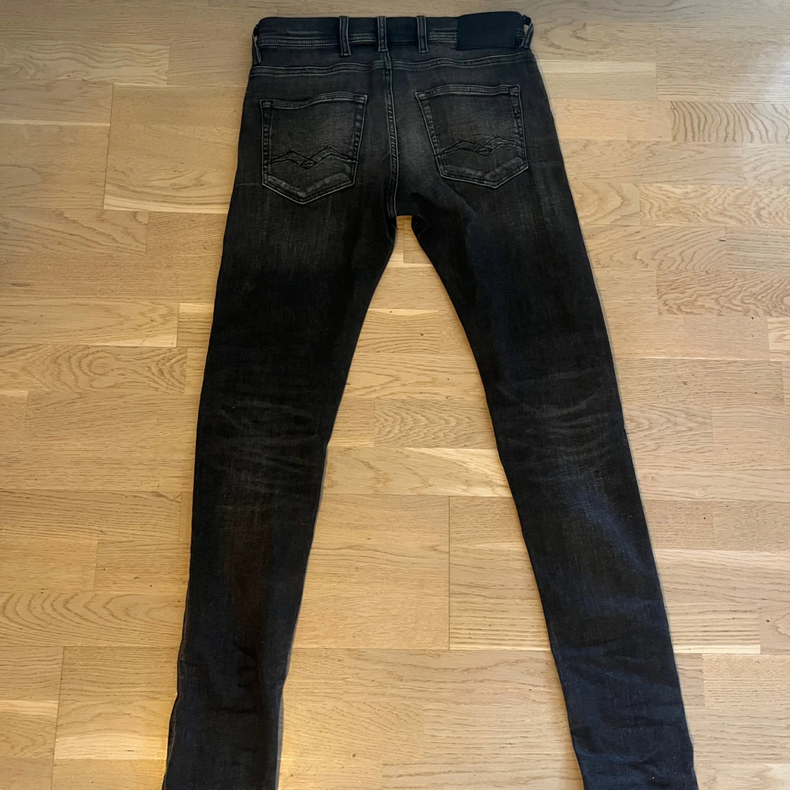 Svarta  jeans från Replay - 1