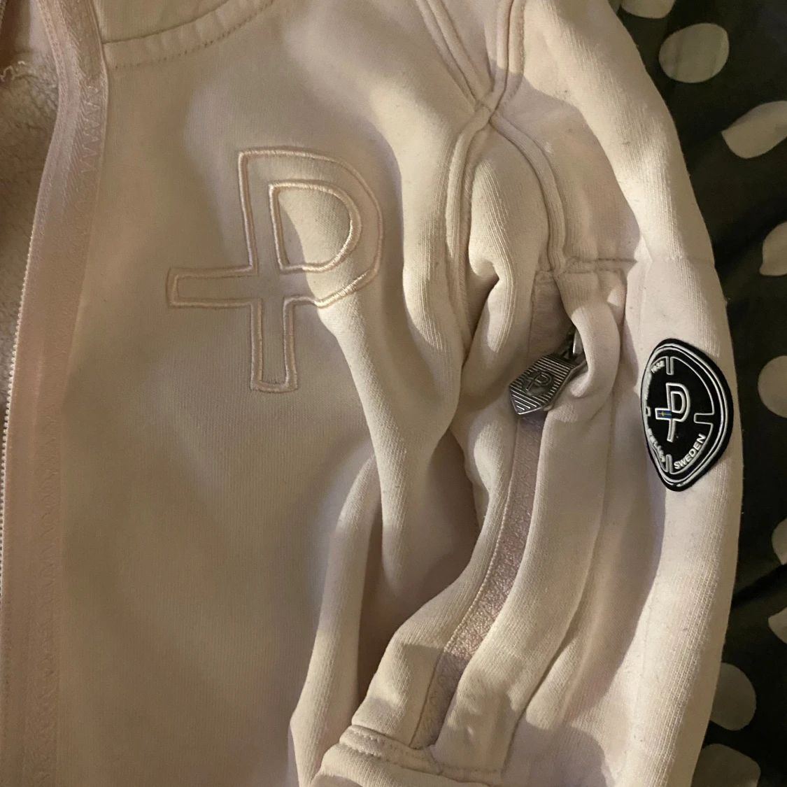 Ljusrosa hoodiejacka från Pelle P - 2