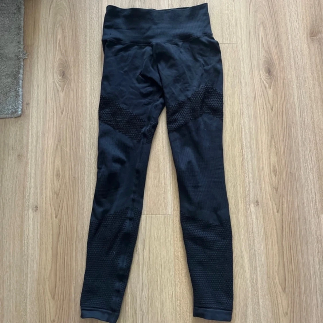 Svarta träningstights från Aim’n 