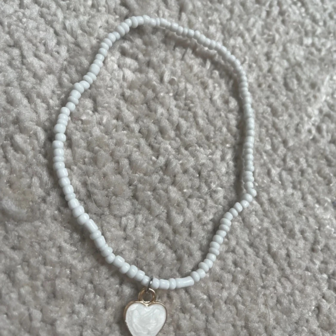 Armband vitt hjärta  - 1