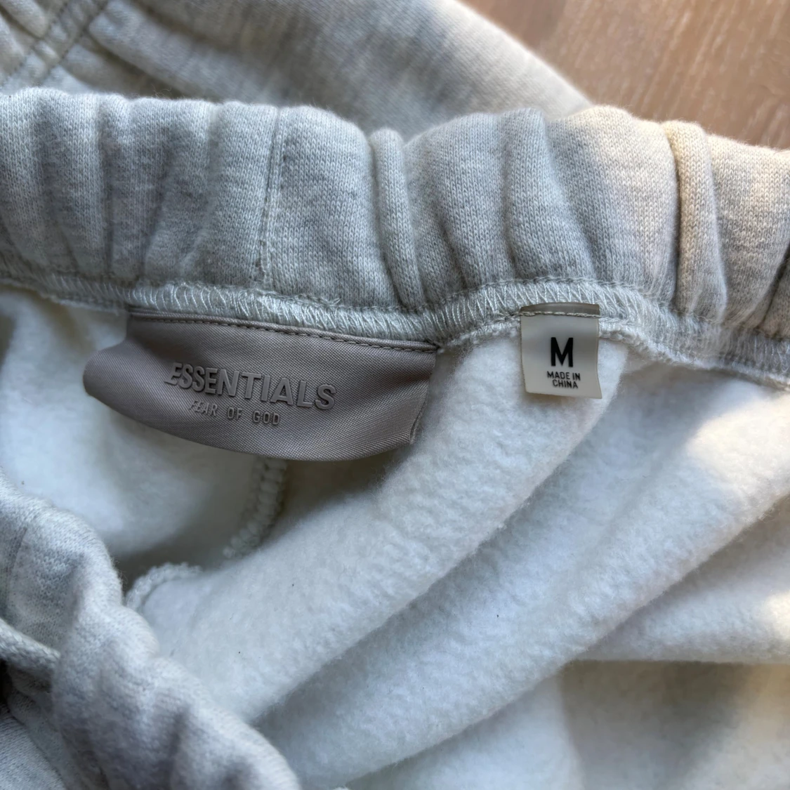 Grå mjukisbyxor Essentials Fear of God NYA - 2