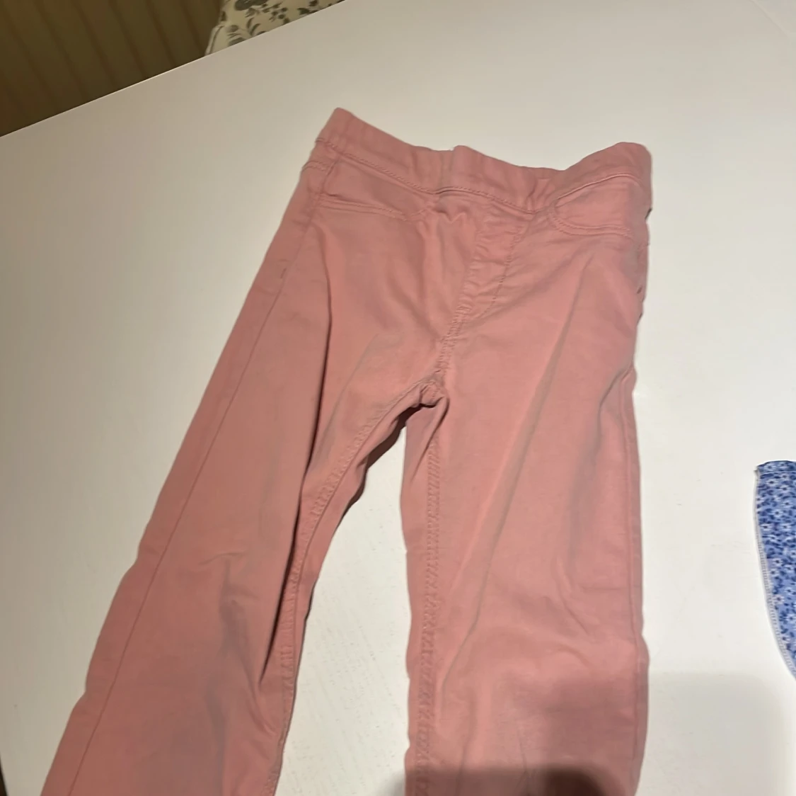 Rosa byxor från H&M i bomull