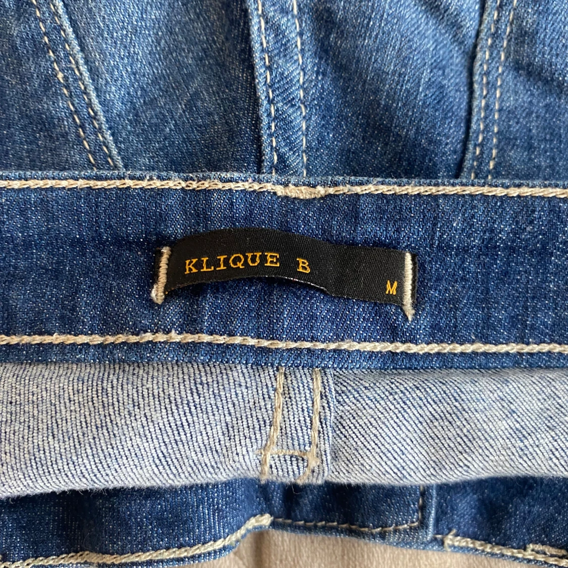 Blå jeansshorts från Klique B - 2