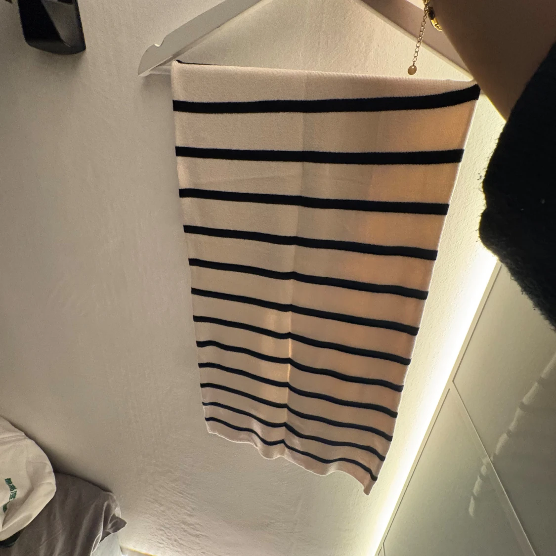 Randig stickad kjol från H&M XS - 1