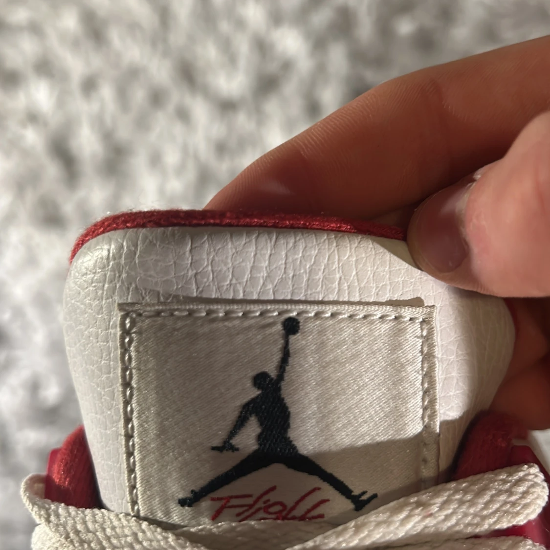 Nike Air Jordan 4 Retro Fire Red - 2