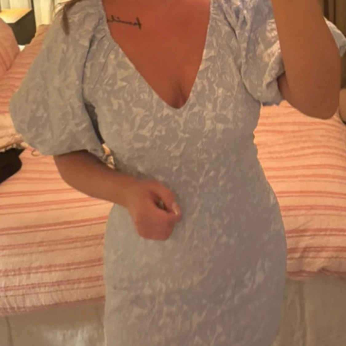 Ljusblå Brocade klänning från Gina Tricot - 4