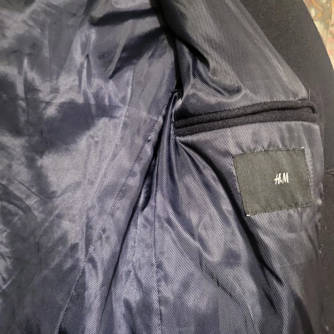 Svart rock från H&M i ullmix, stl S - 1