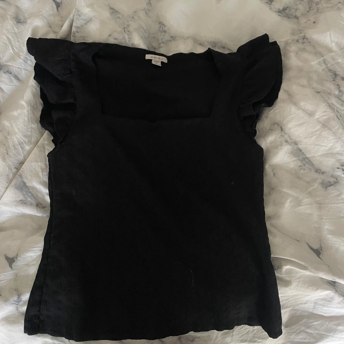 Svart volangtopp från Amisu - 1