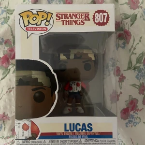 stranger things funko pop lucas - stranger things funko pop - lucas, skriv för att frågor eller om priset!