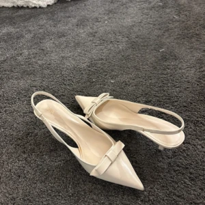 Zara klackar - Otroligt snygga klackar från Zara. Storlek 40