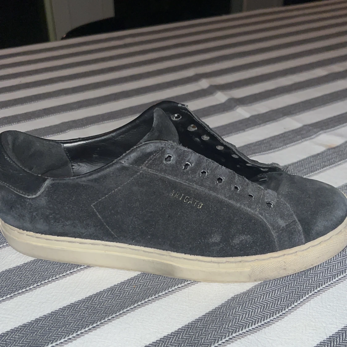 Svarta sneakers från Axel Arigato