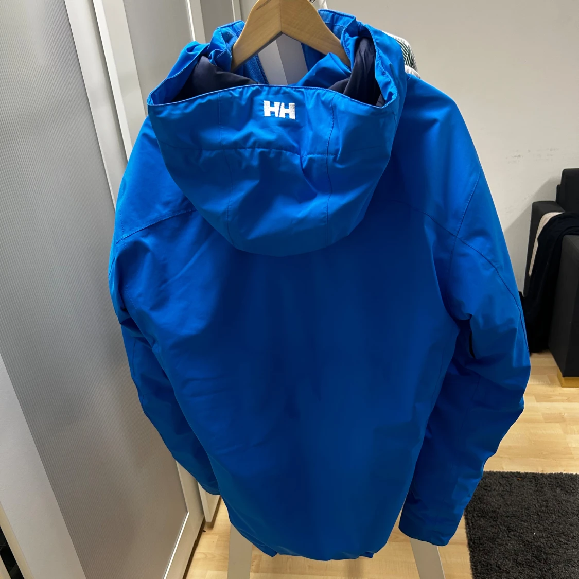 Blå vindjacka/vinterjacka från Helly Hansen - 1