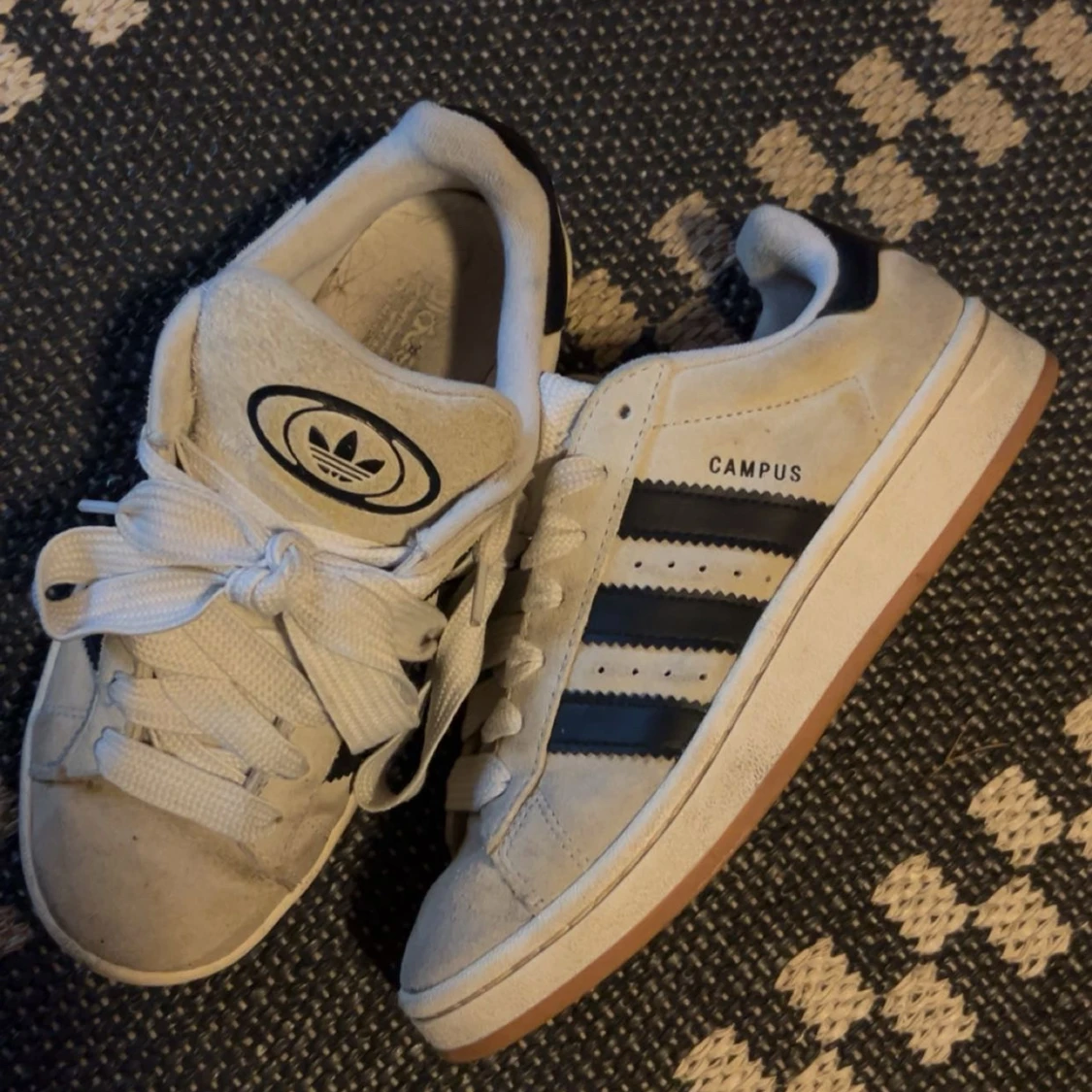 Adidas campus skor beiga storlek 37 1/3