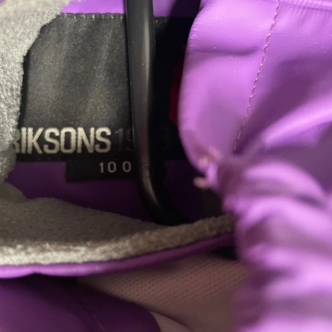 Lila regnjacka från Didriksons - 3