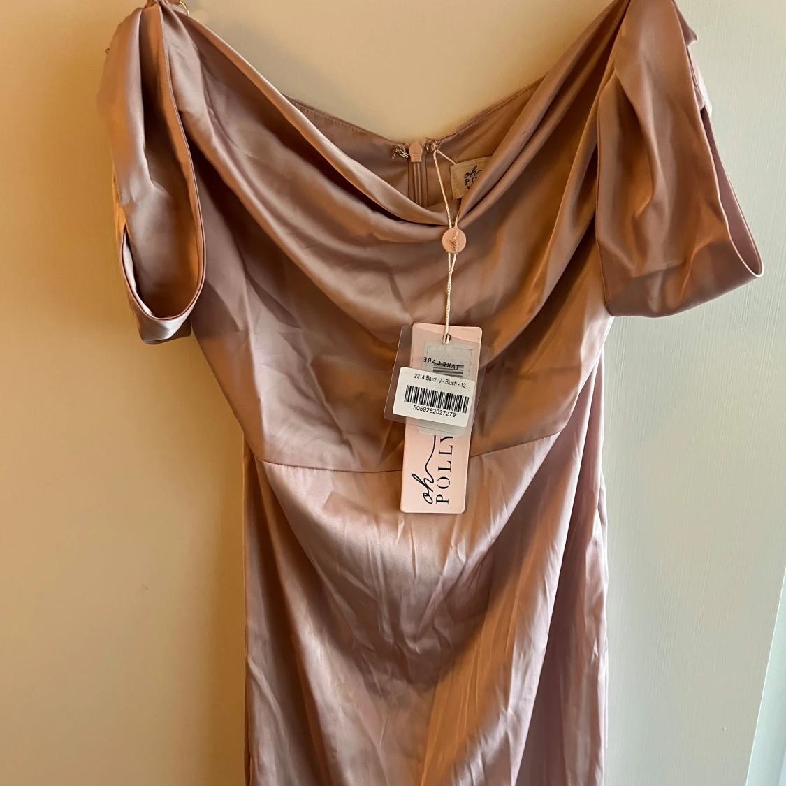 Champagnefärgad långklänning Oh Polly - 2