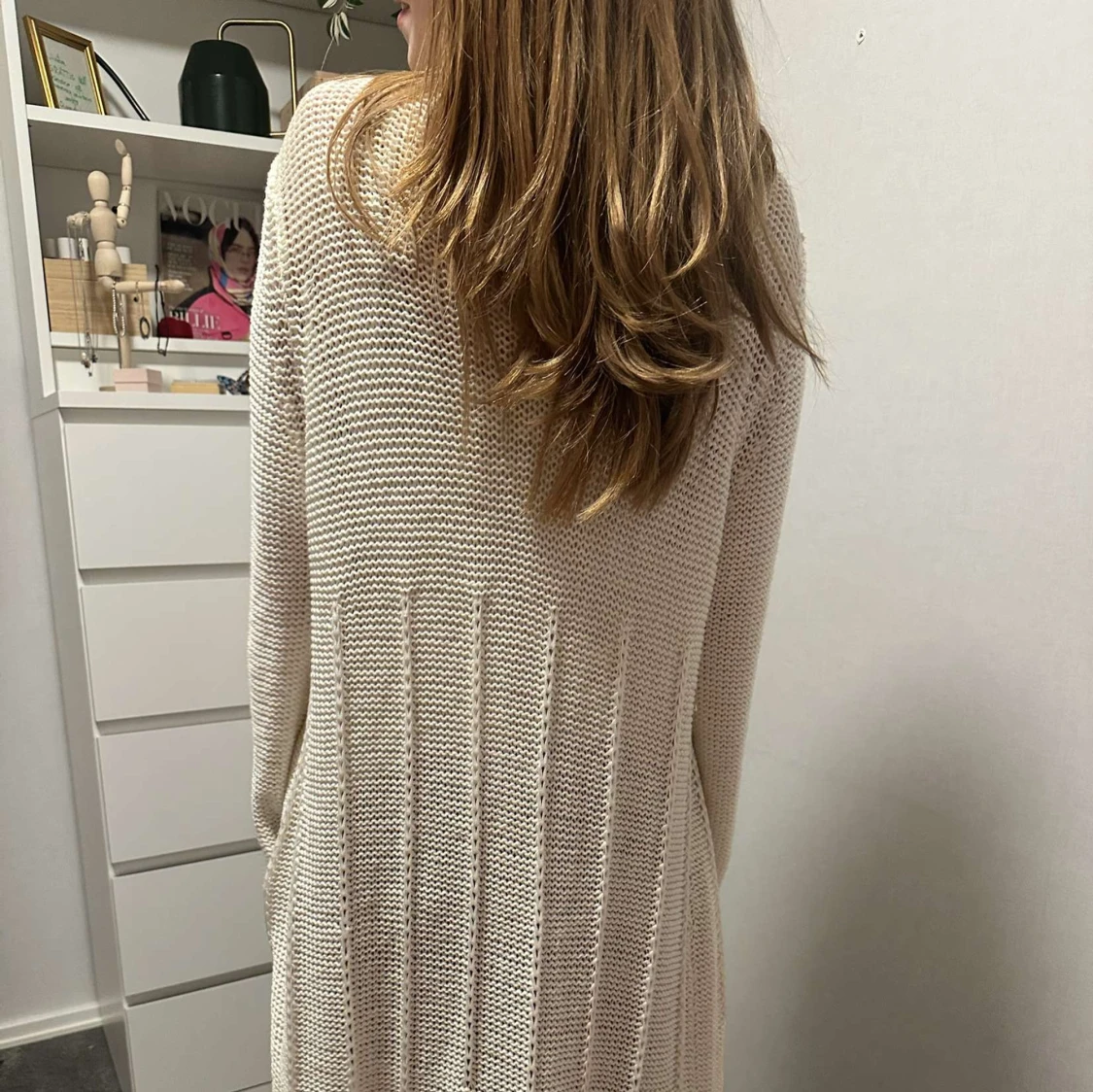 Lång beige stickad kofta - 1