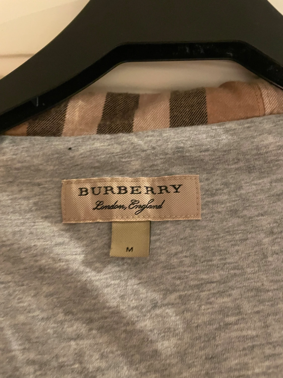 Burberry hoodie M - 1