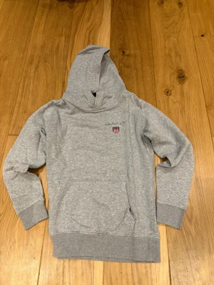 Gant hoodie  - Grå Gant hoodie