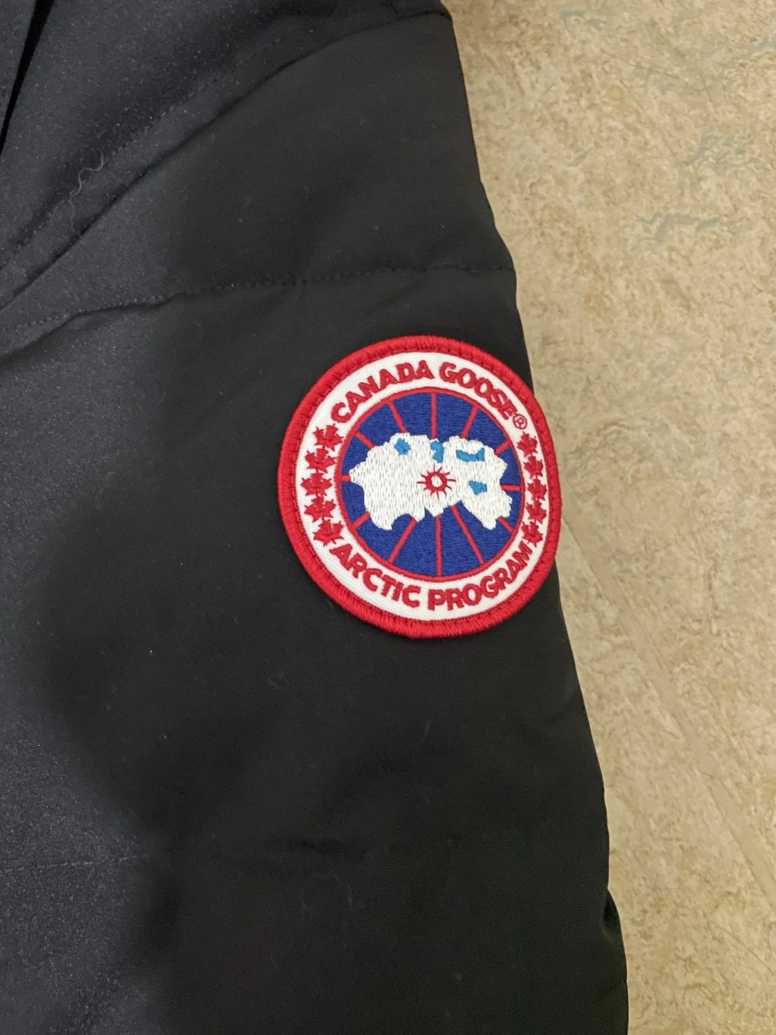Svart dunjacka från Canada Goose - 2