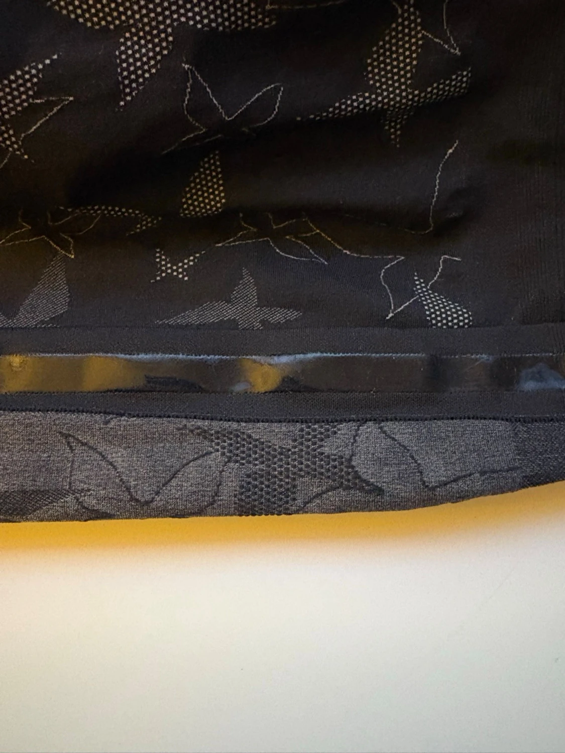 Svart träningströja Kari Traa mönstrad - 3