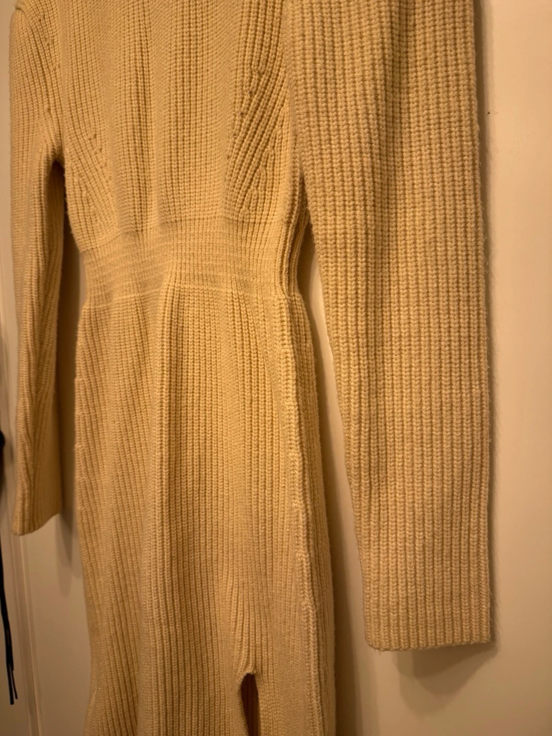 Beige stickad långklänning från Adoore - 2