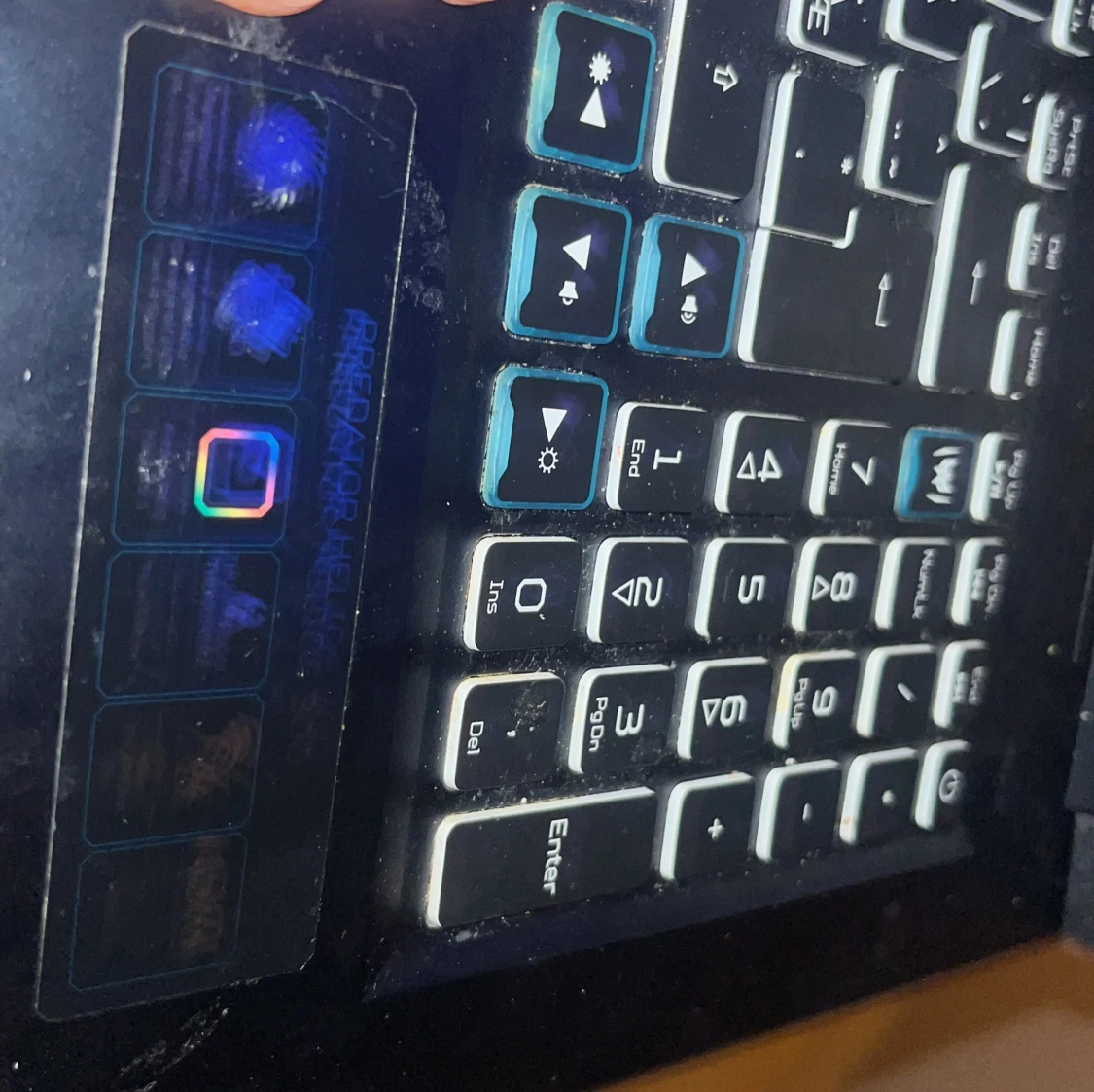 Acer Predator Helios 300 ( Gaming Lapto) - 3