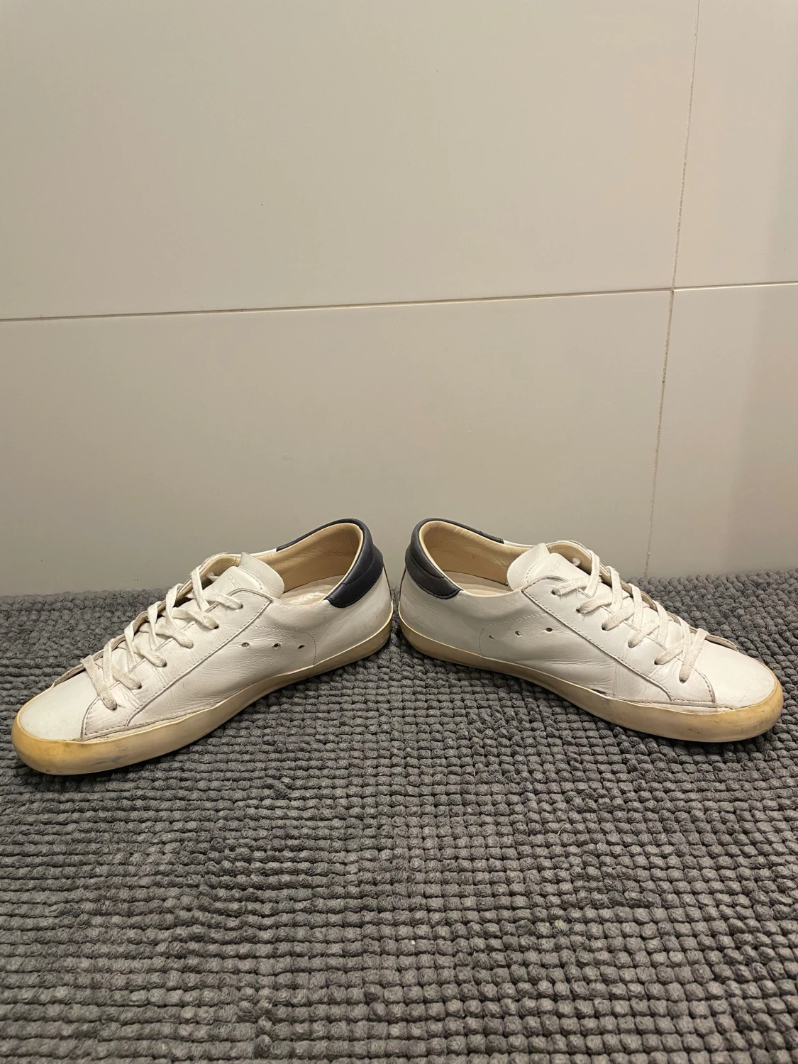 Phillipe models  - 4