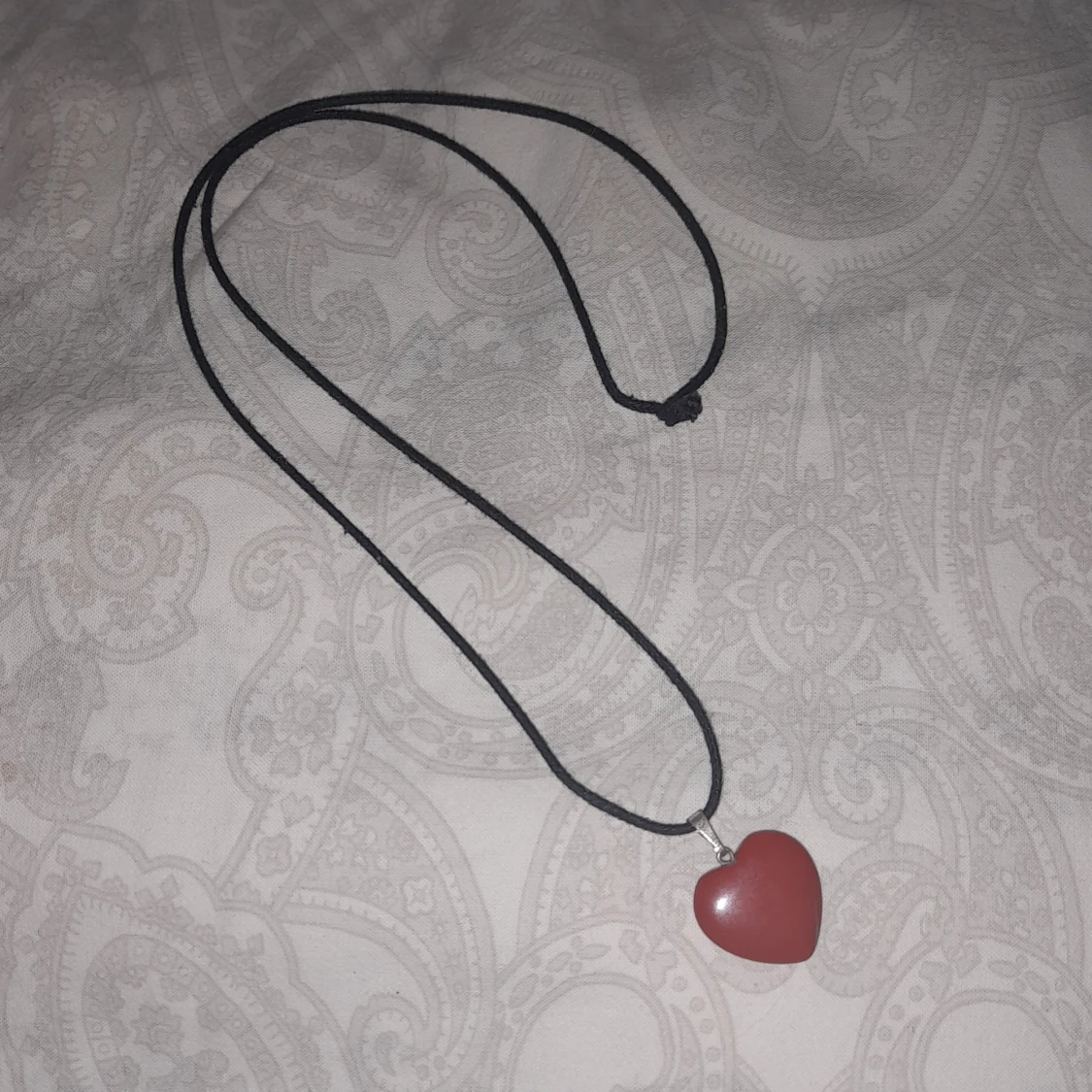 Halsband med hjärta 