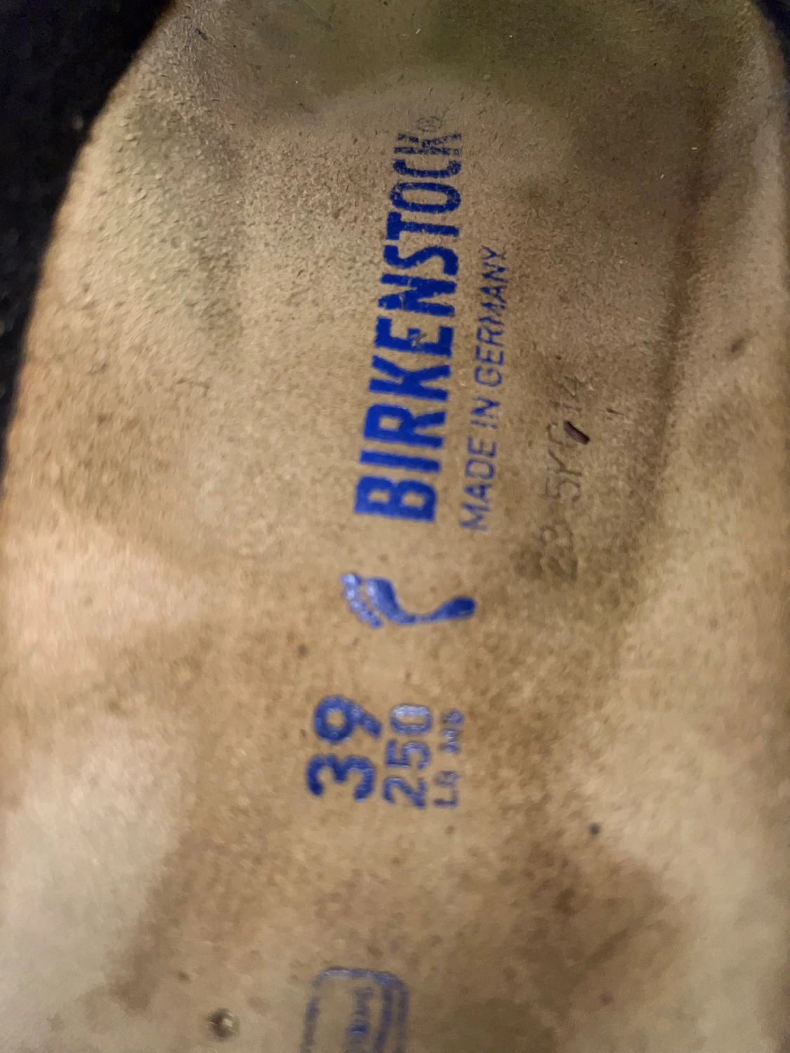 Svarta Birkenstock sandaler strl 39 - 1