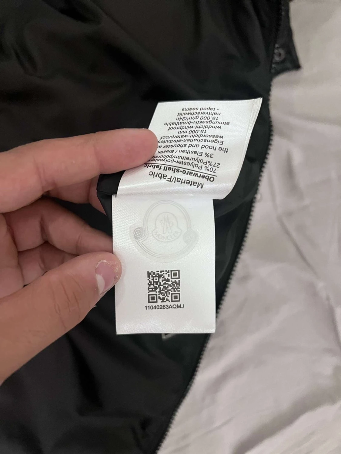 Svart pufferjacka från Moncler - 3