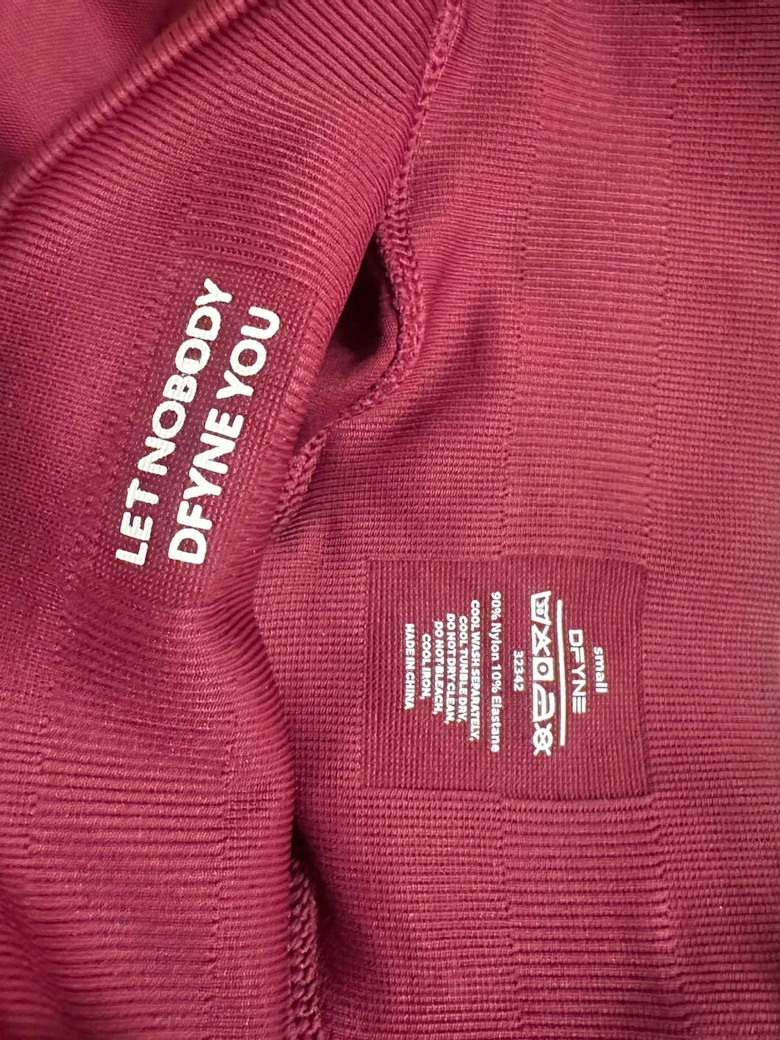 Vinröda leggings från DFYNE - 2