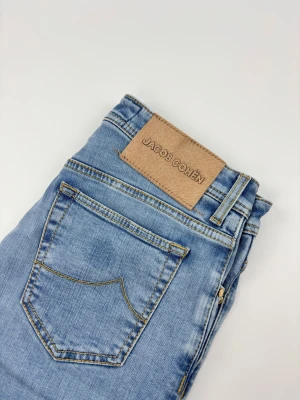 Jacob Cohën Bard jeans (helt nya) - | Säljer ett par helt nya Jacob Cohën jeans. | Storlek: 31  Hör av dig vid frågor eller fundering. 