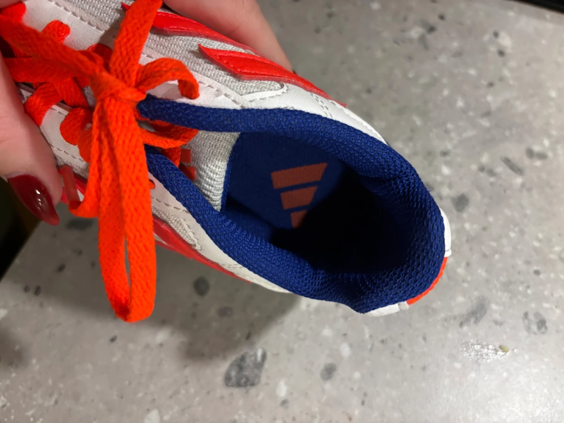 Adidas fotbollsskor barn  (inomhus sko) SALA - 4
