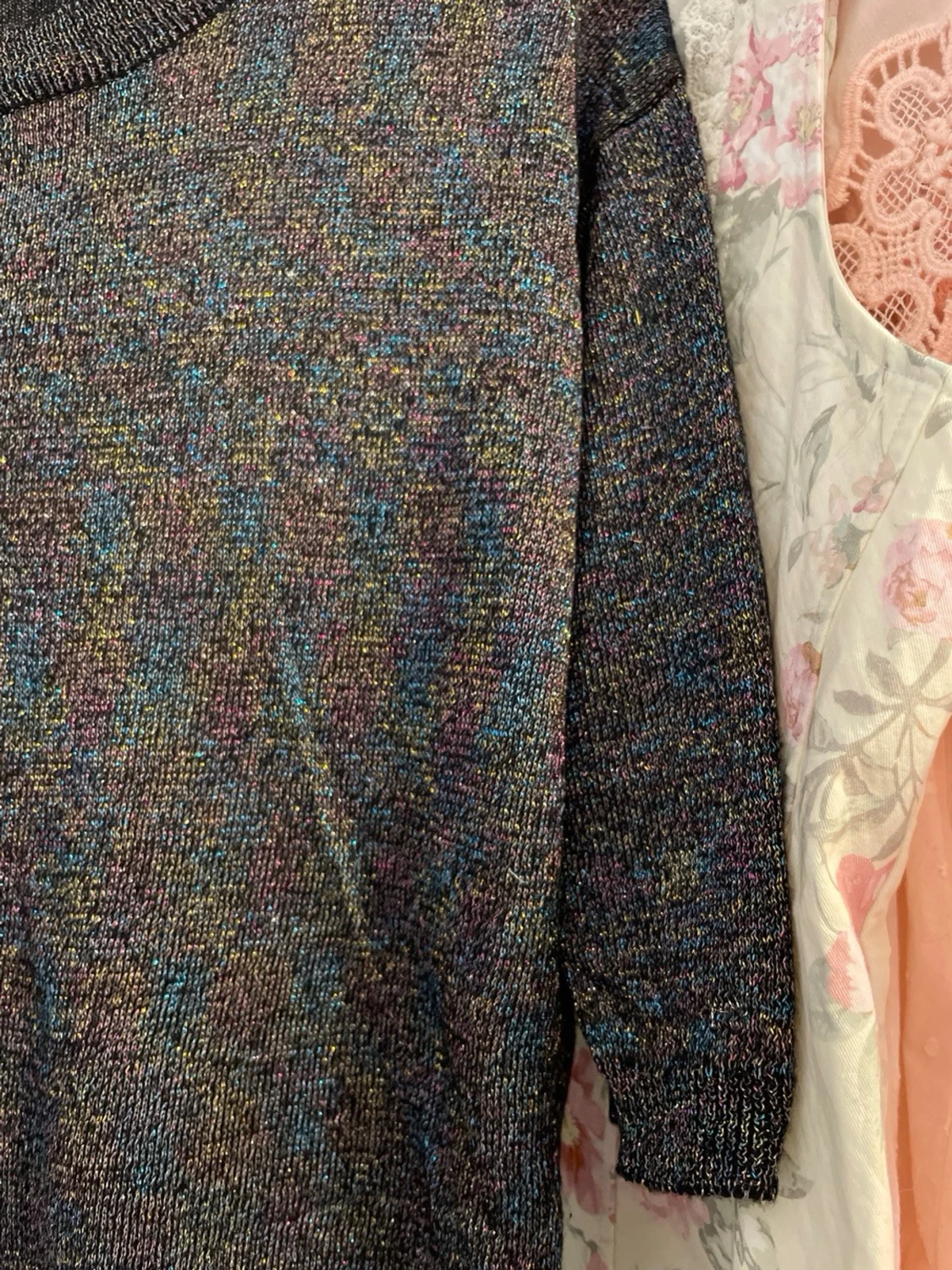 Stickad glittrig tröja - 2