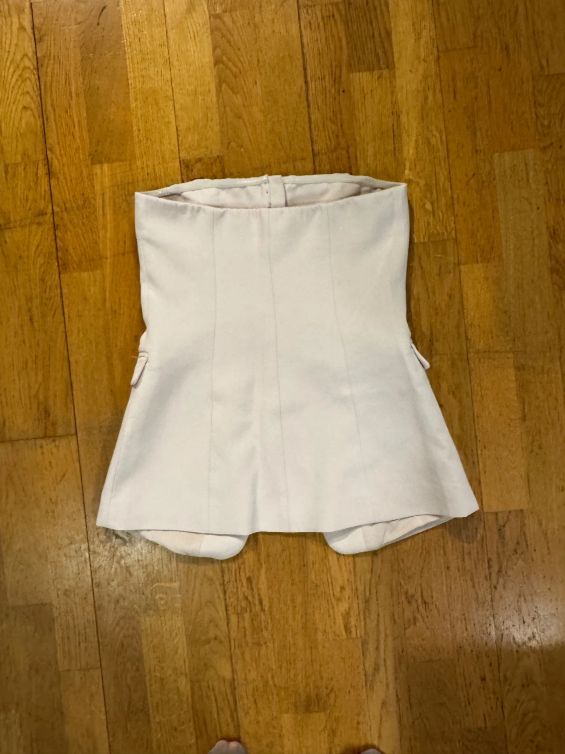 Vit korsettopp från boa med knappar S - 2