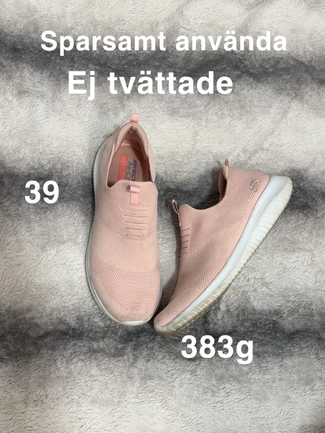 Rosa slip-on sneakers från Skechers