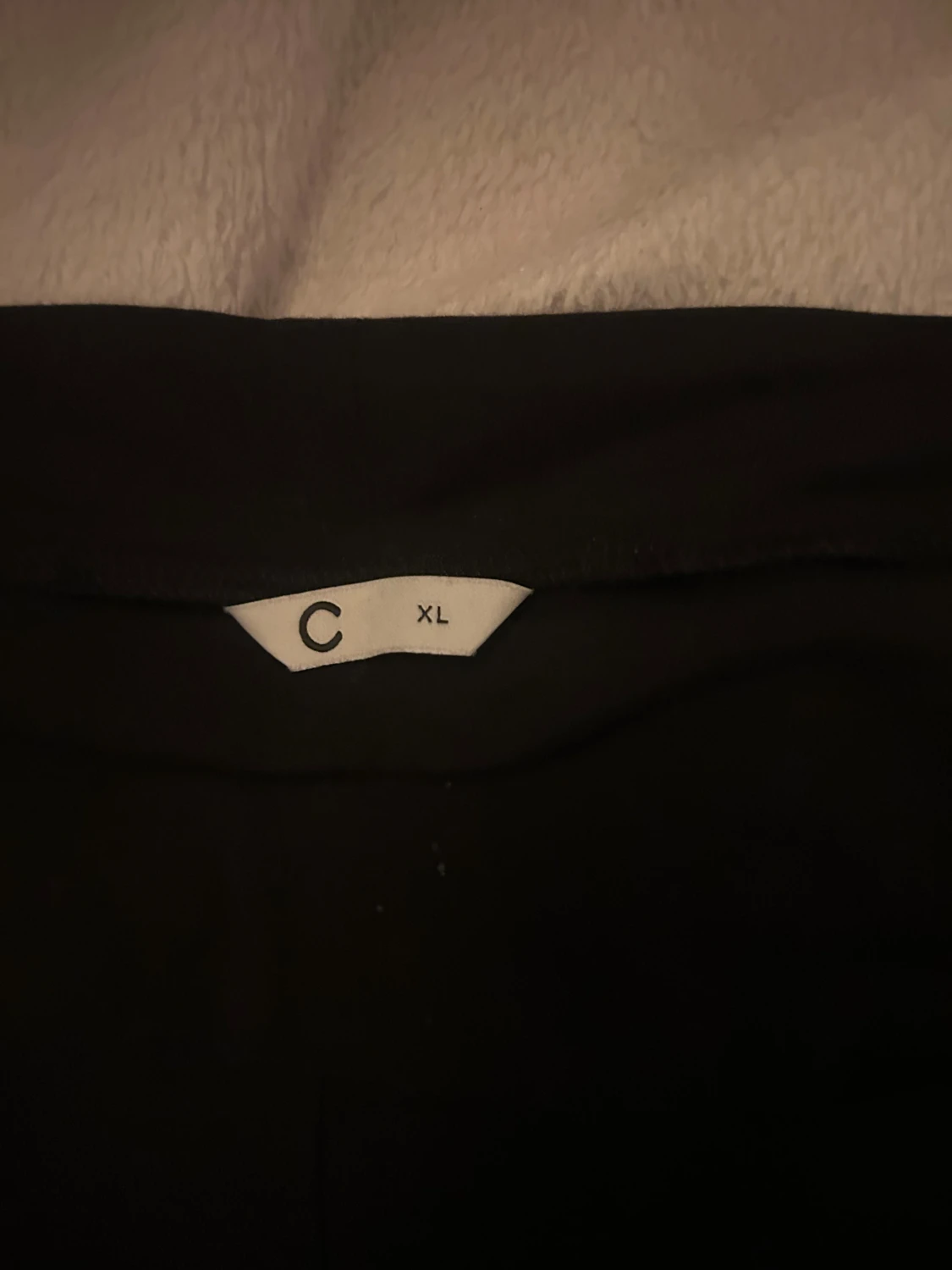 Svarta kostymbyxor från C i XL