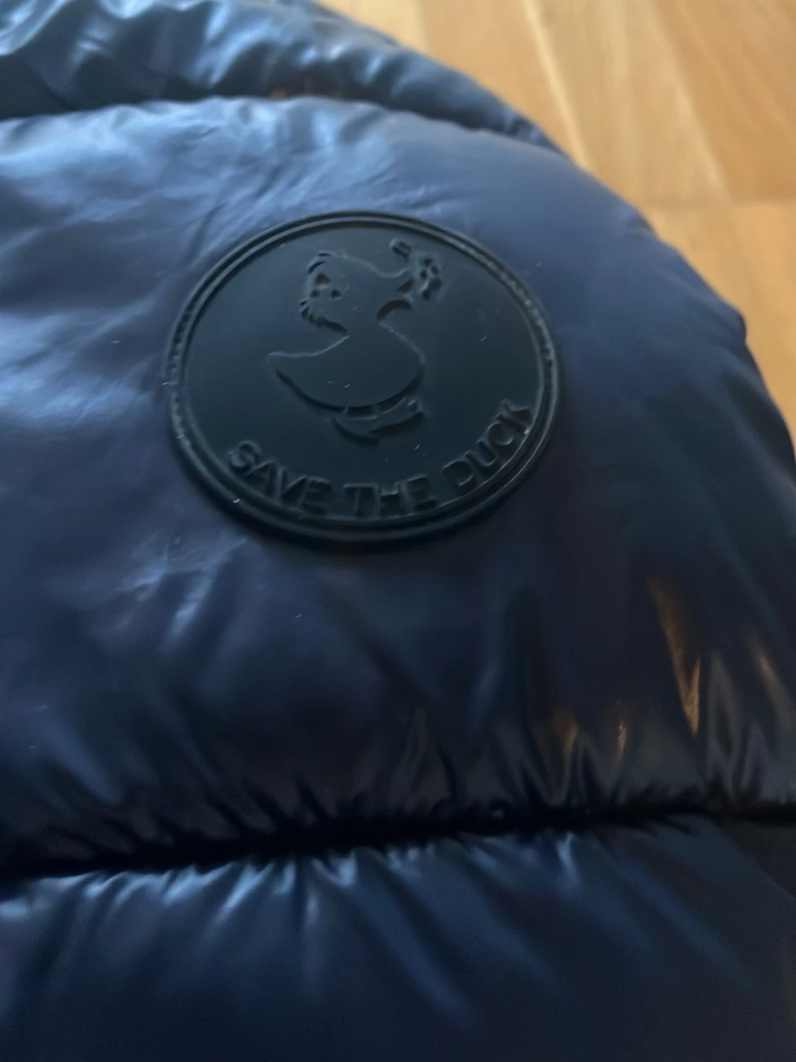 Mörkblå pufferjacka från Save The Duck - 2