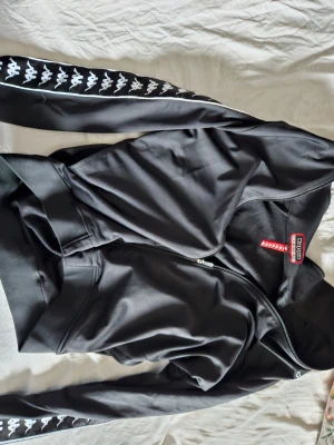 Kappa hoodie - Mycket bra skick, large