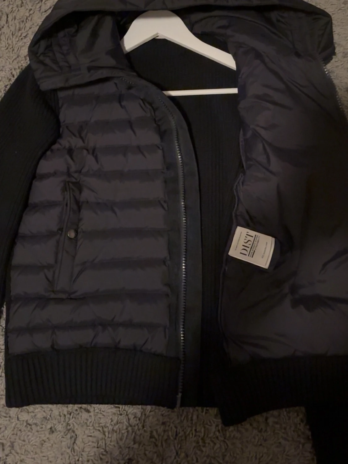 Svart pufferjacka från Moncler - 3