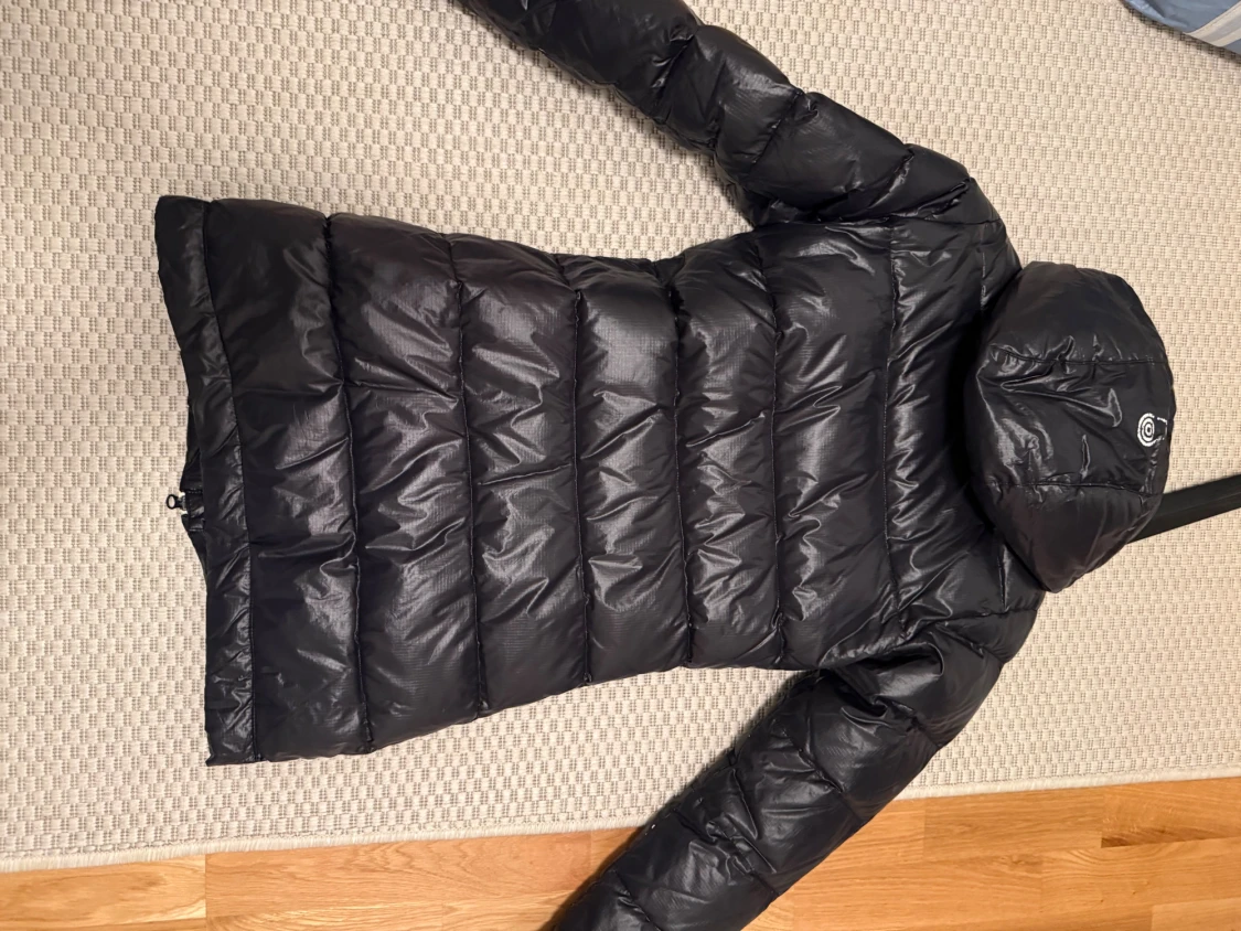 Marinblå lång dunjacka Sail Racing XS - 1