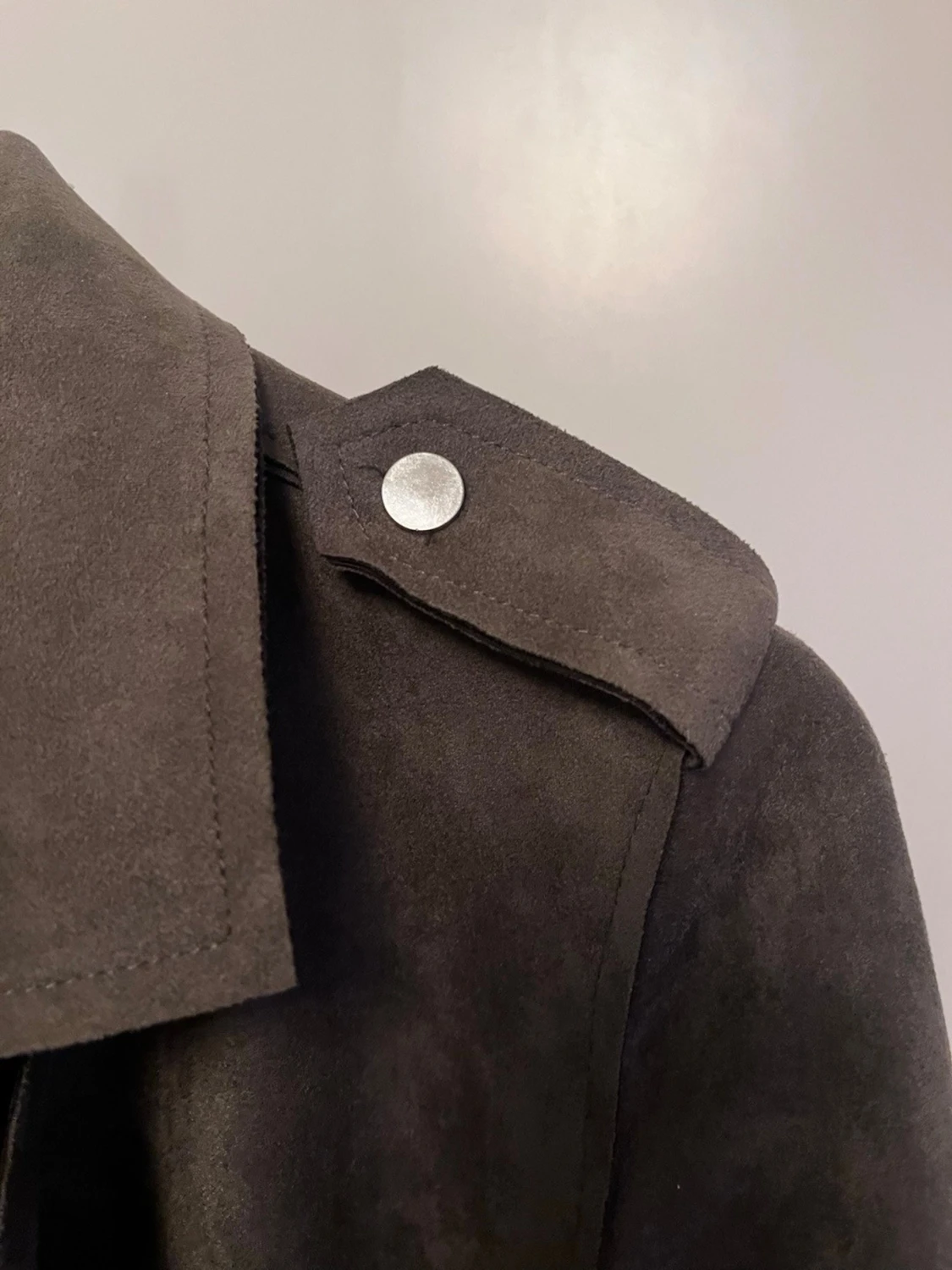 Trenchcoat i borstad mocka  - 4