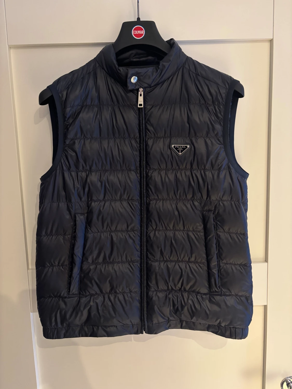 Blå dunväst från Prada