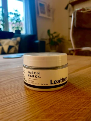 Premium leather balm  - Jason Markk premium leather balm. Made with beeswax and natural coconut oil.
