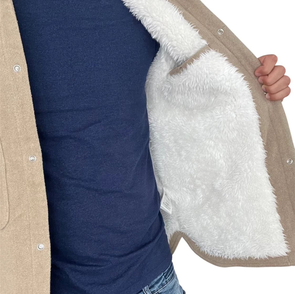 Fodrad overshirt med päls från weekday  - 1