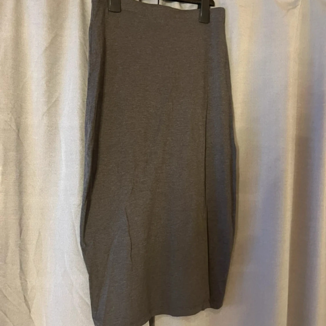 Grå långkjol från Even&Odd - 2