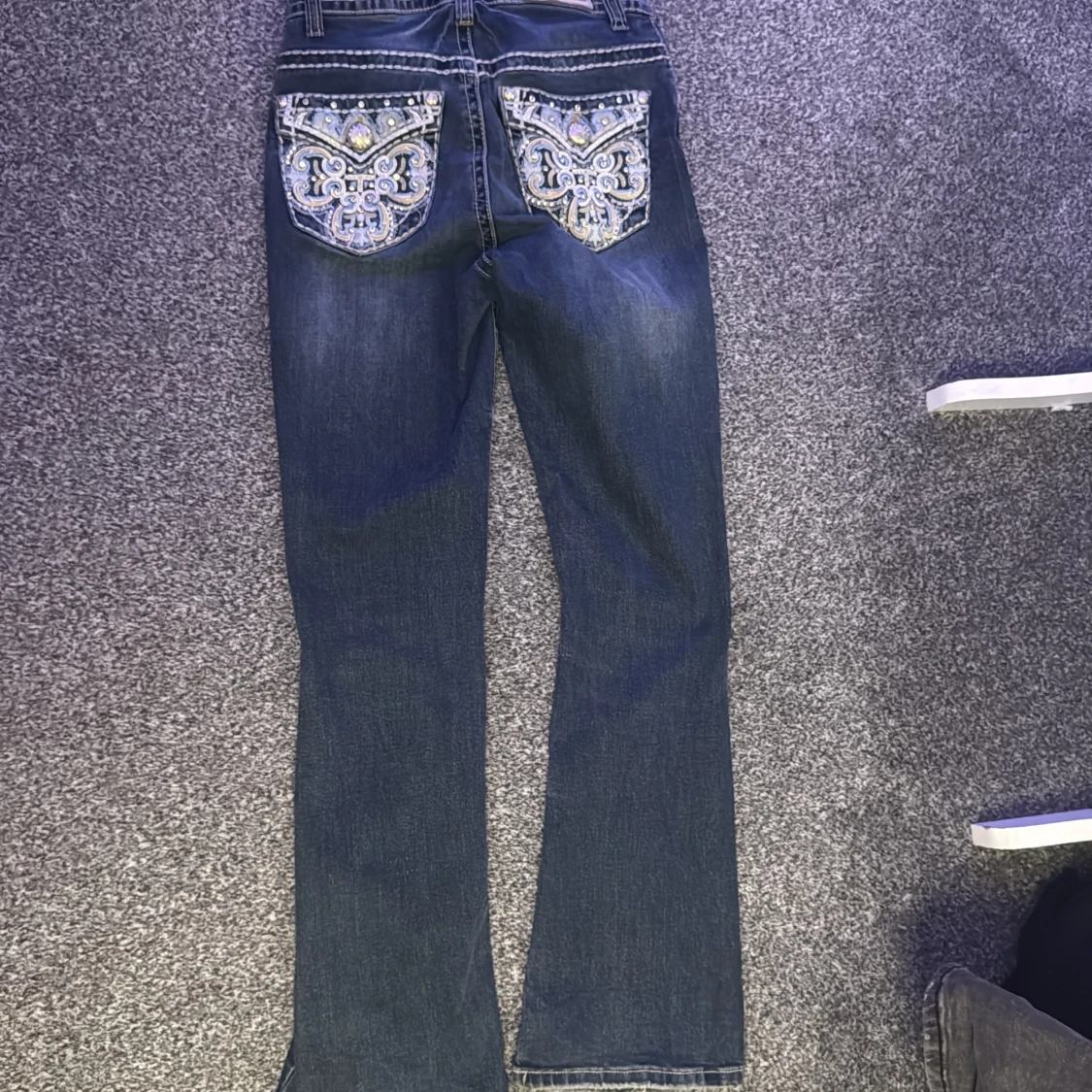 Blå jeans med paljettdetaljer Sexy Couture