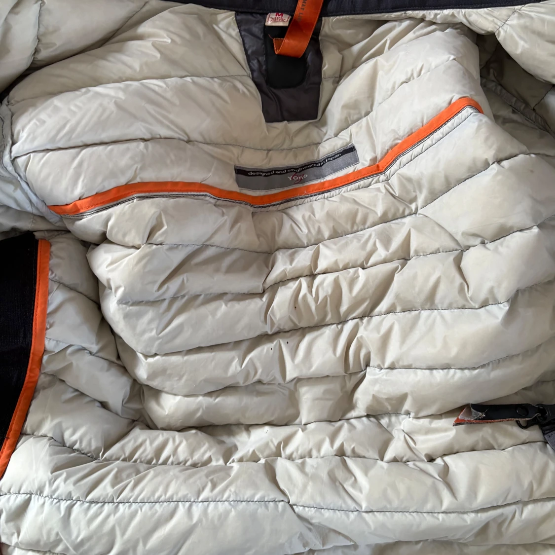 Grå dunjacka från Parajumpers